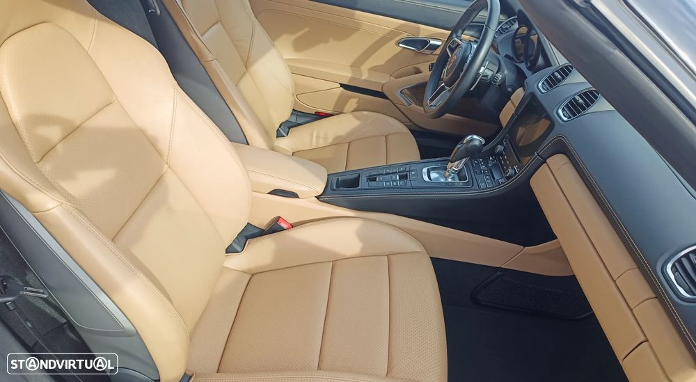 Porsche 718 Boxster 2.0 PDK - 12