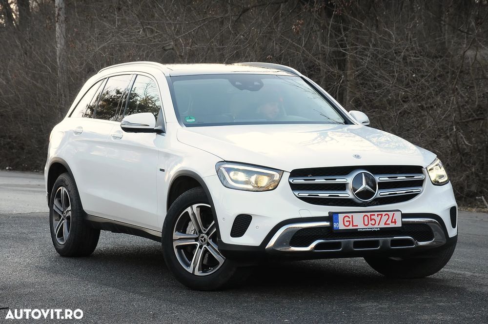 Mercedes-Benz GLC 300 e 4MATIC - 2