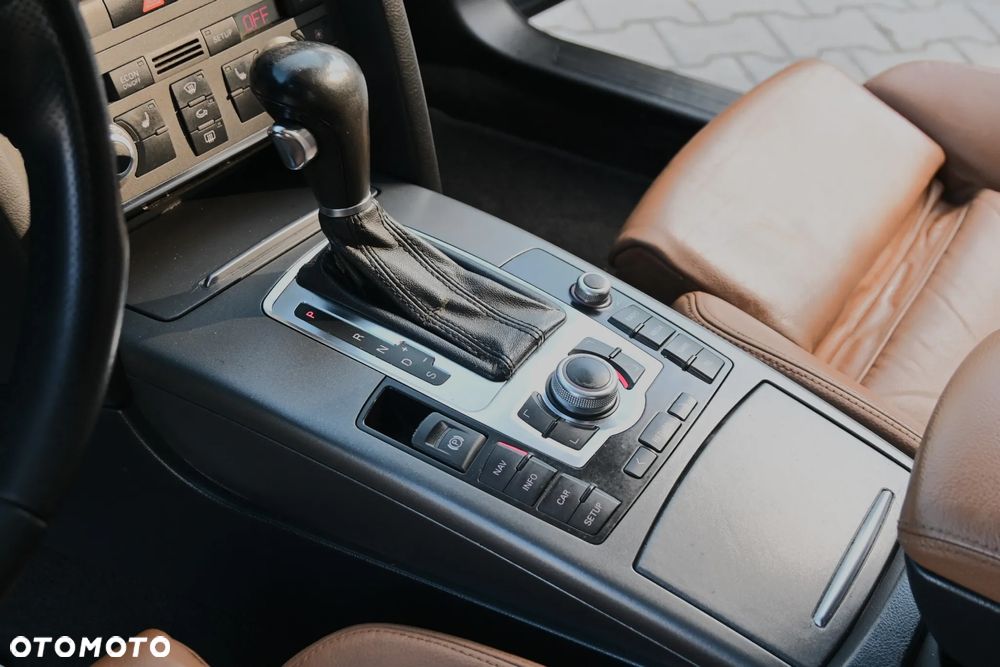 Audi A6 Avant 3.0 TDI tiptronic quattro - 23