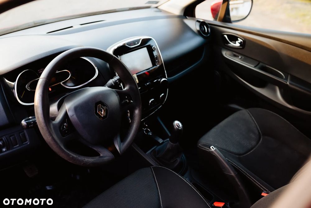 Renault Clio 1.2 16V Life - 18
