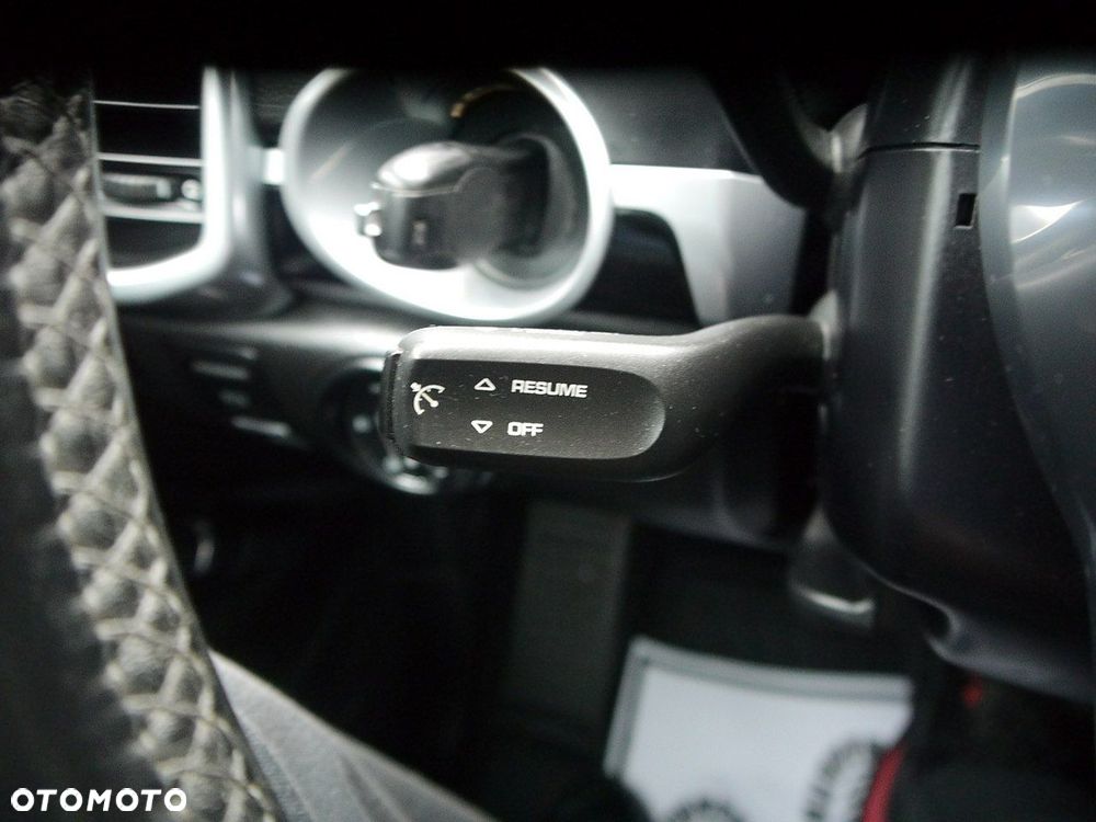 Porsche Cayenne - 32