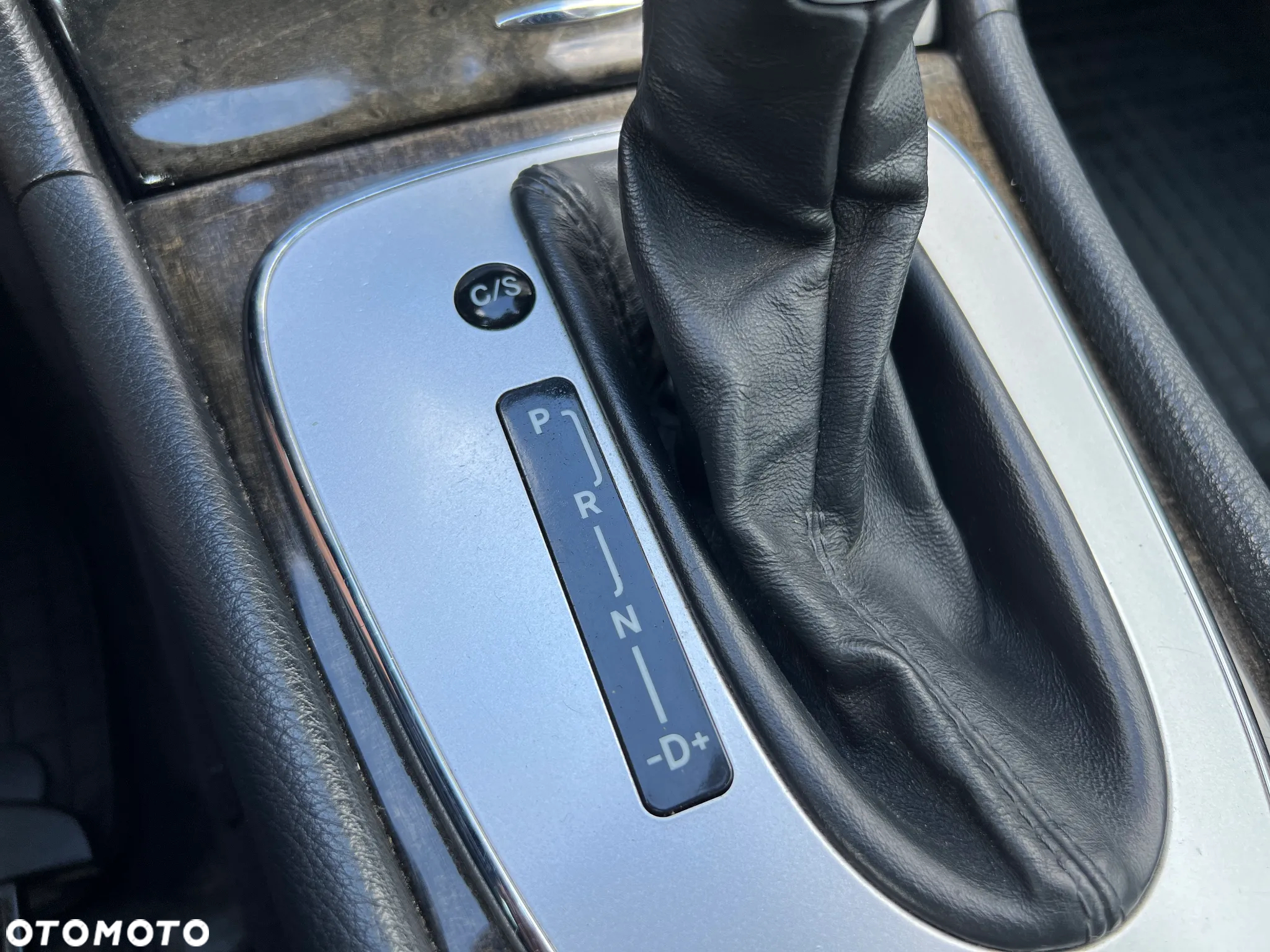 Mercedes-Benz Klasa E 200 T Kompressor Automatik Avantgarde - 17