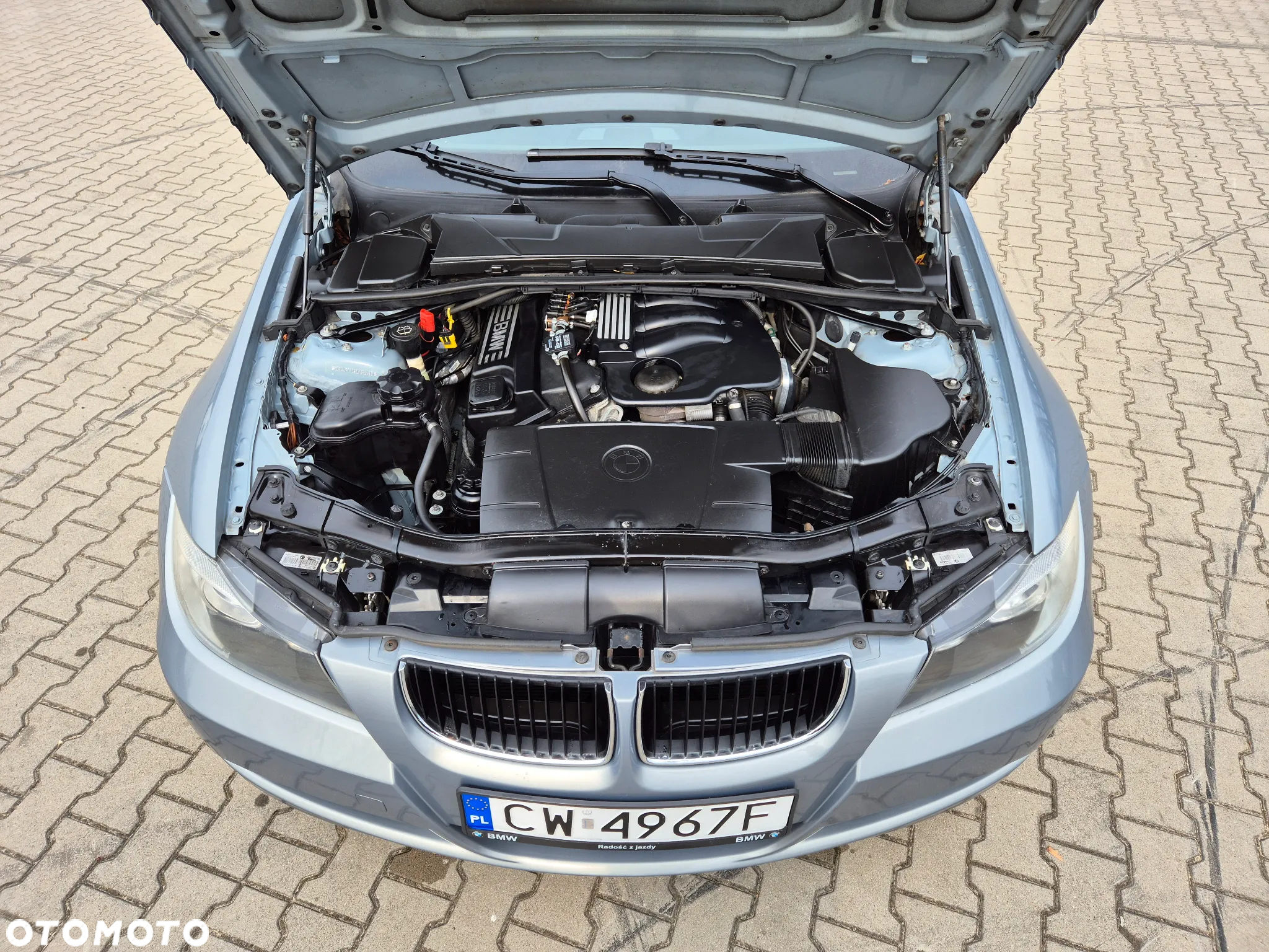 BMW Seria 3 320i Touring - 15