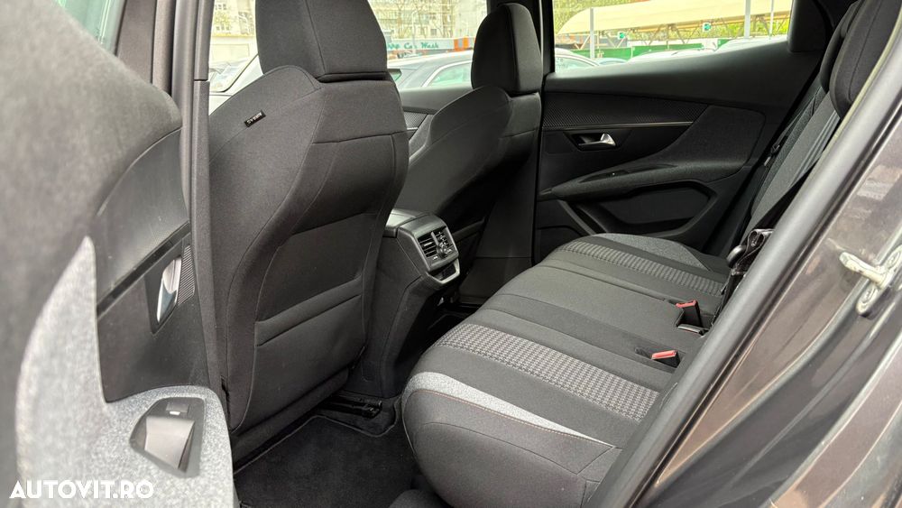 Peugeot 3008 - 22