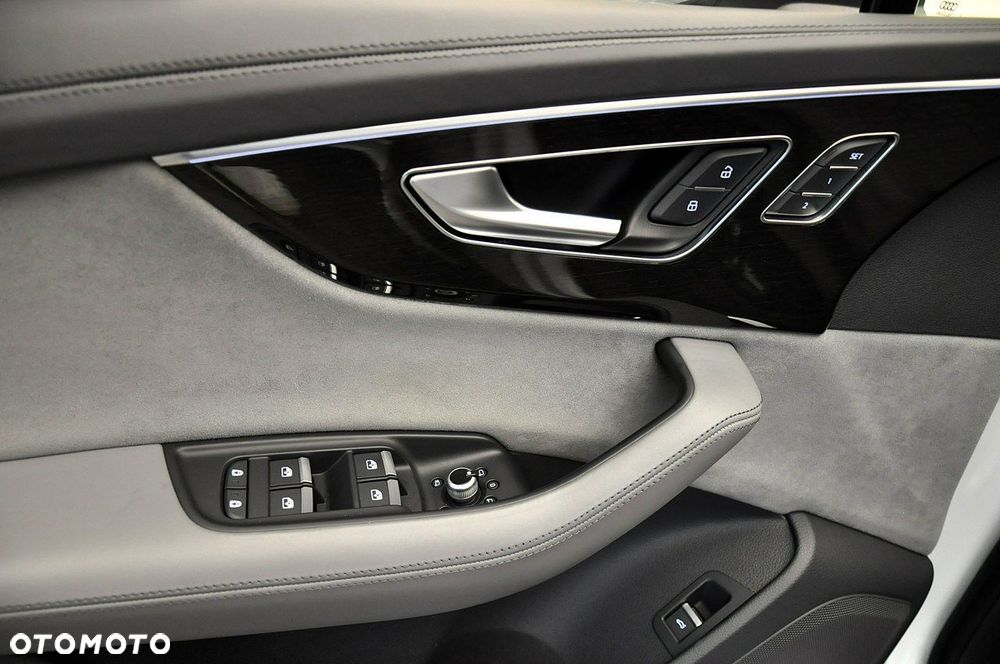 Audi Q7 - 19