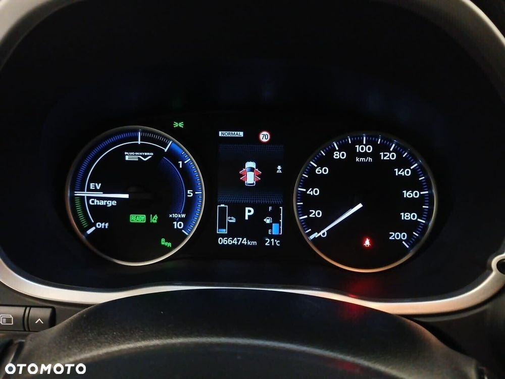 Mitsubishi Eclipse Cross - 33