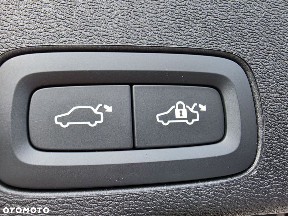 Volvo XC 60 - 25