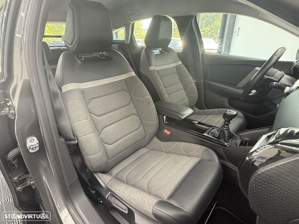 Citroën C4 1.2 PureTech Shine - 13