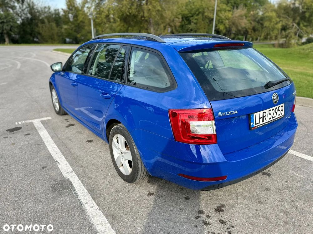 Skoda Octavia 2.0 TDI 4x4 DSG Ambition - 6