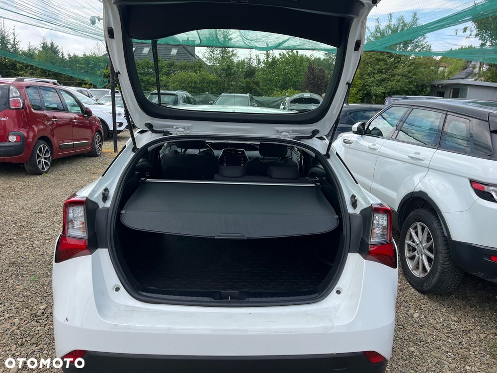 Toyota Prius 1.8 Hybrid Executive - 9