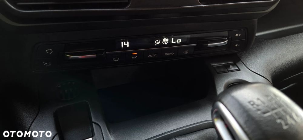Citroën Berlingo MPV XL BlueHDi 130 SHINE - 28