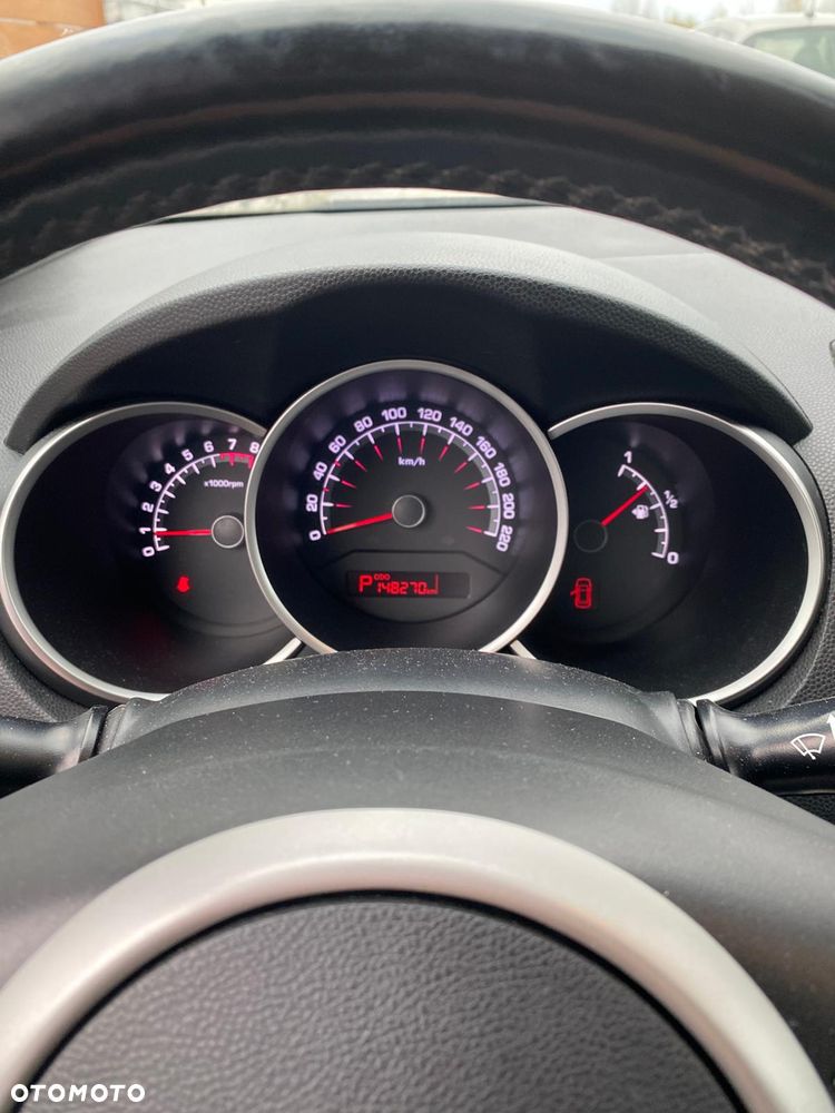 Kia Venga 1.6 Business Line - 9