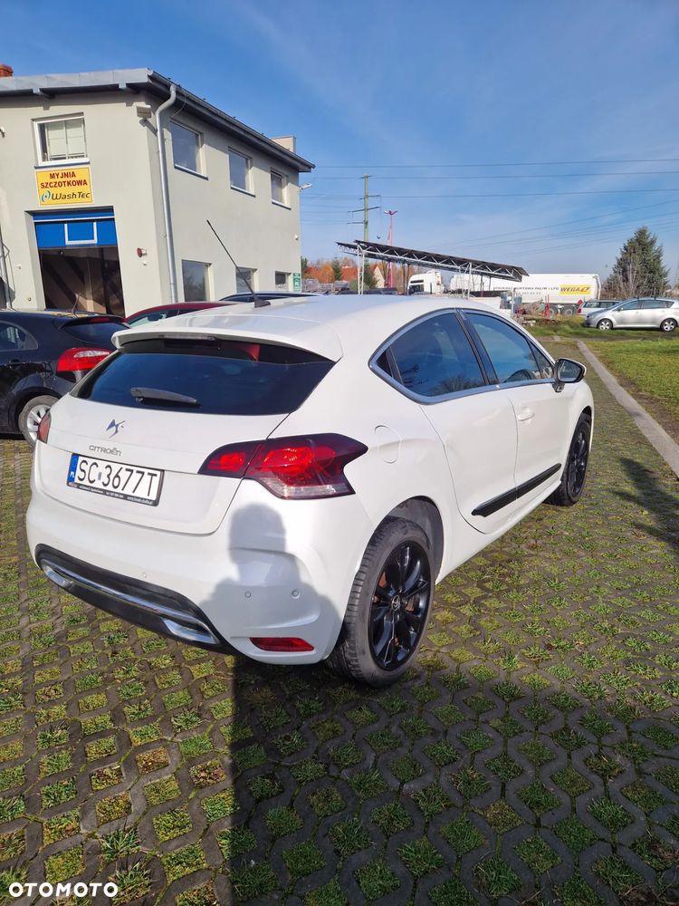 Citroën DS4 THP 200 SportChic - 2