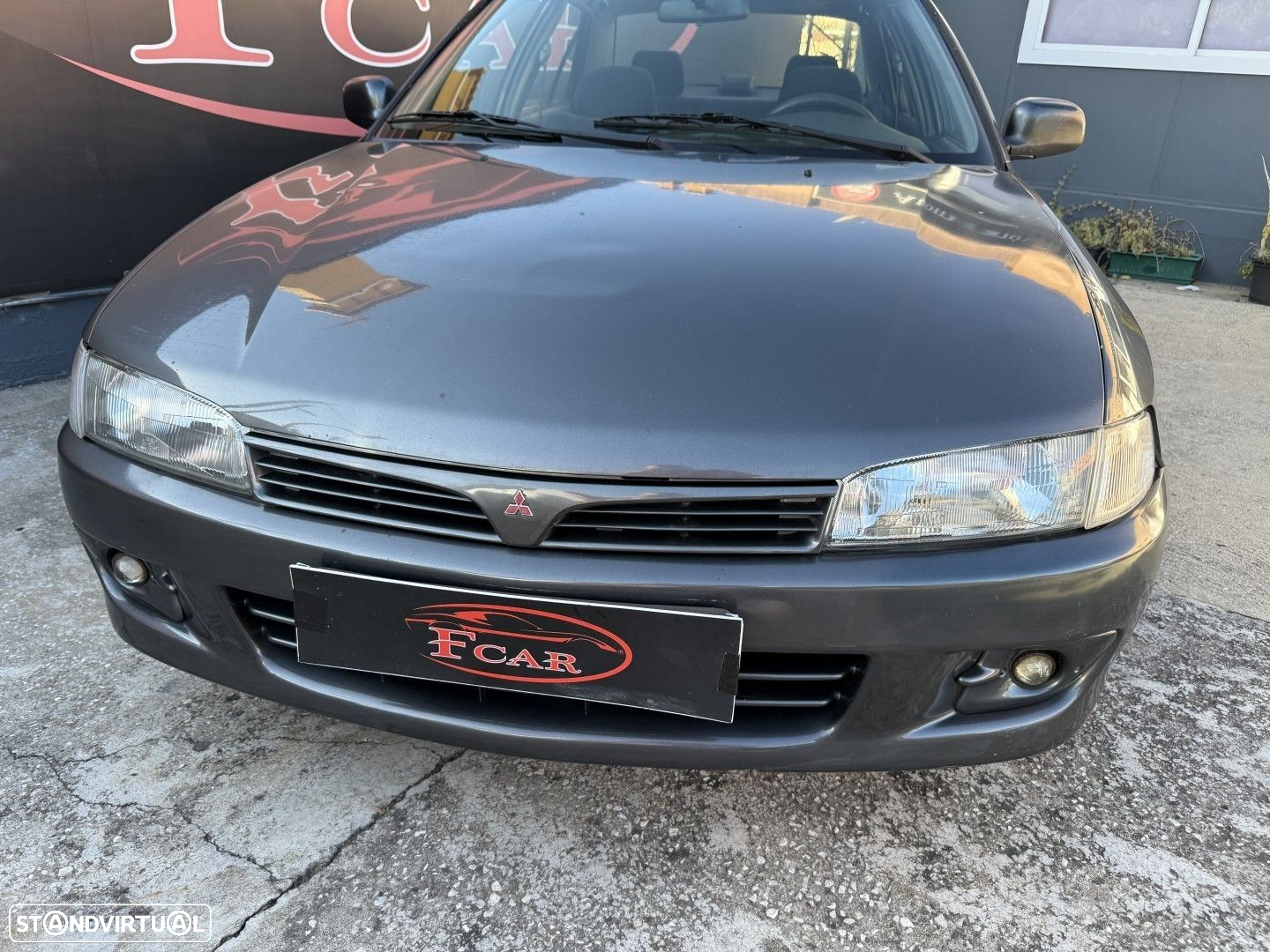 Mitsubishi Lancer 1300 GLX - 32