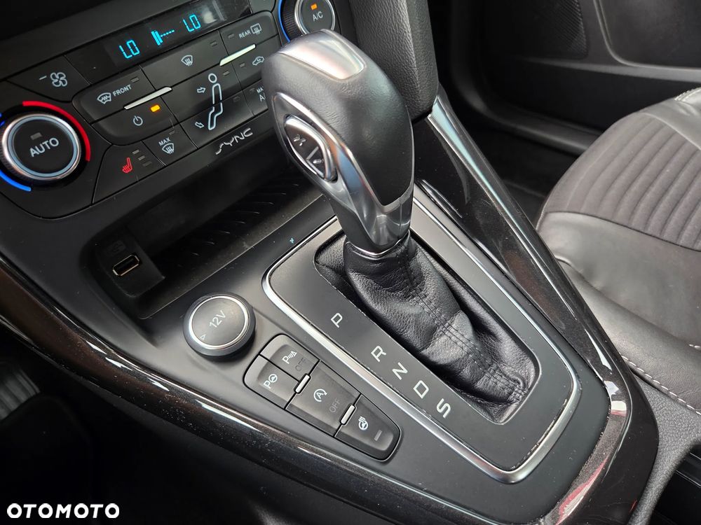 Ford Focus 1.5 EcoBoost Start-Stopp-System Business Edition - 25