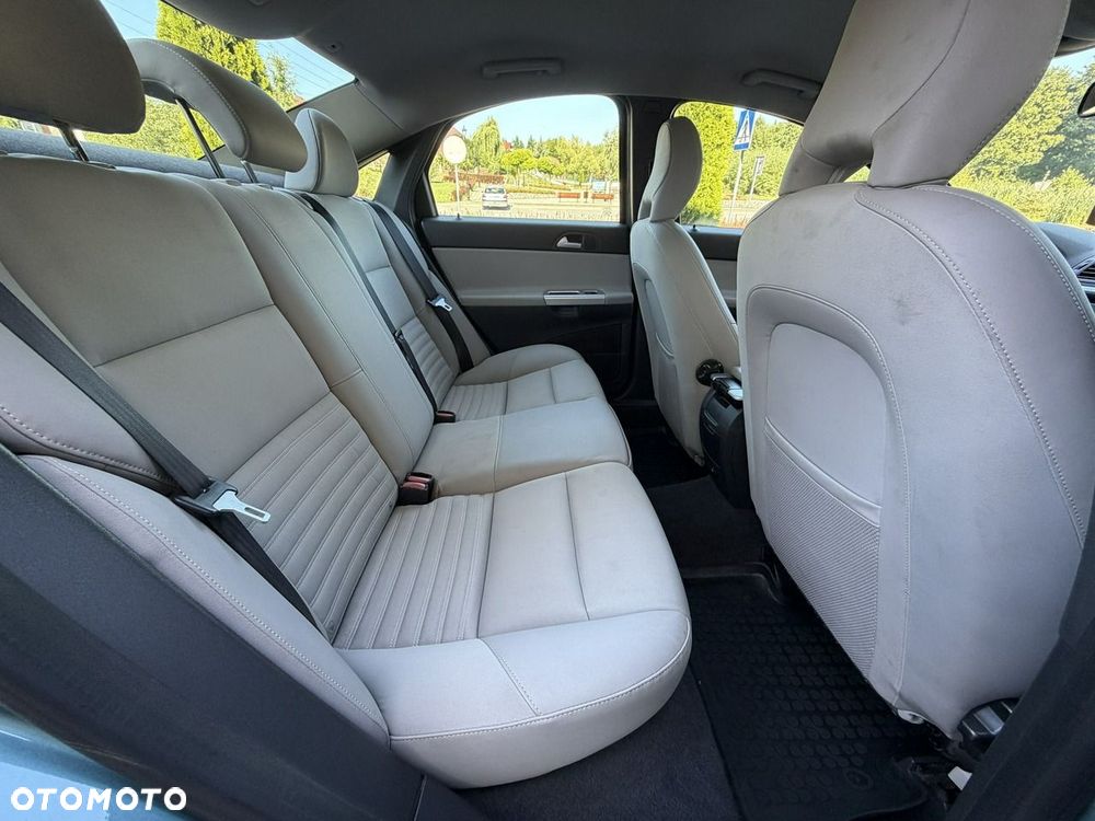 Volvo S40 - 11