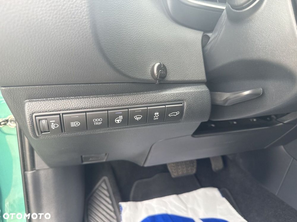 Toyota Corolla 1.8 Hybrid GR Sport Dynamic - 24