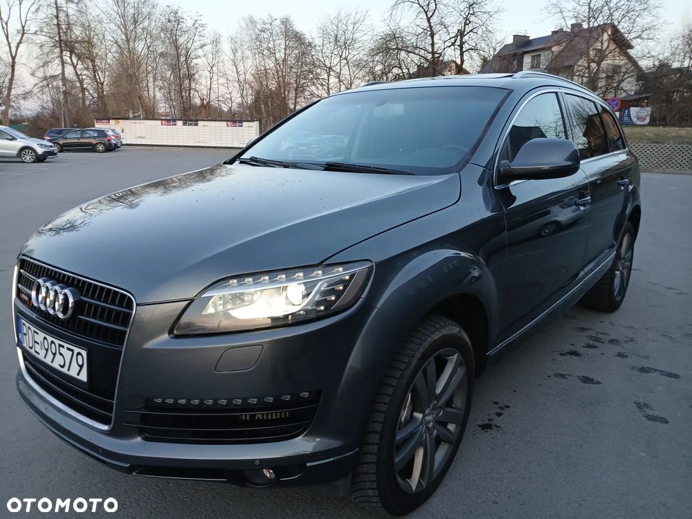 Audi Q7 - 1