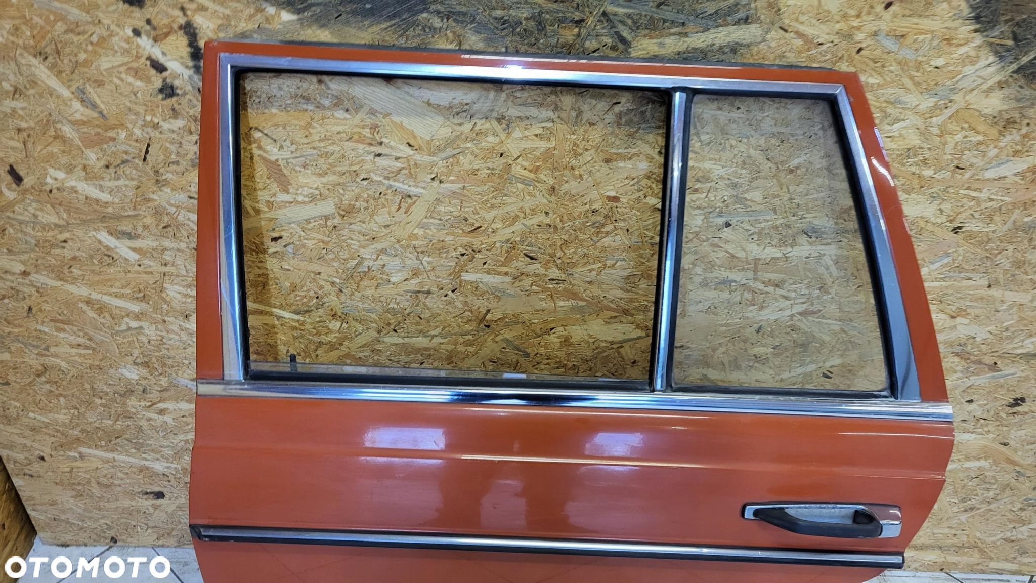 Drzwi Lewy Tył Mercedes W123 Kombi Bez Rdzy - 4