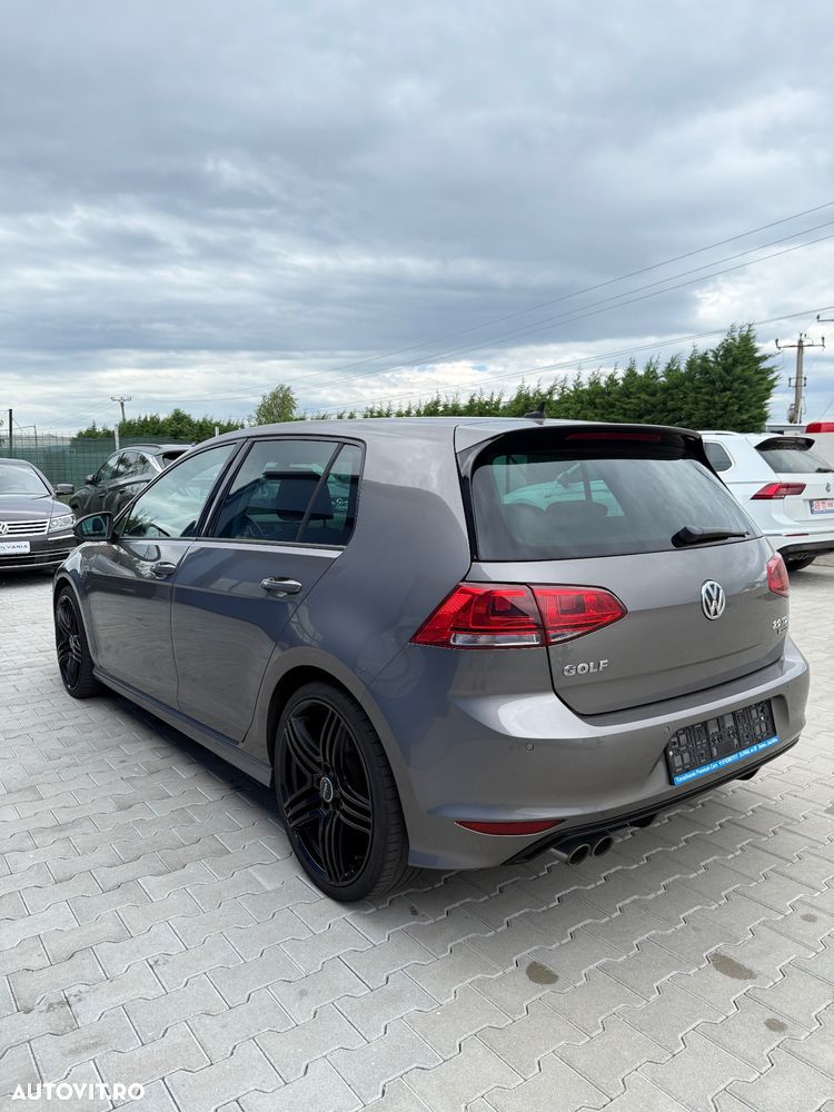 Volkswagen Golf 2.0 BlueTDI 4Motion Highline - 5
