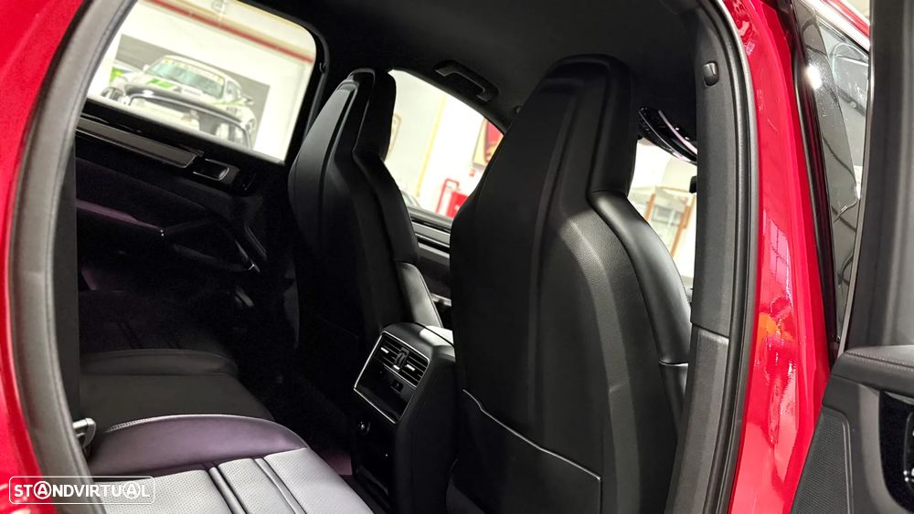 Porsche Cayenne E-Hybrid - 22