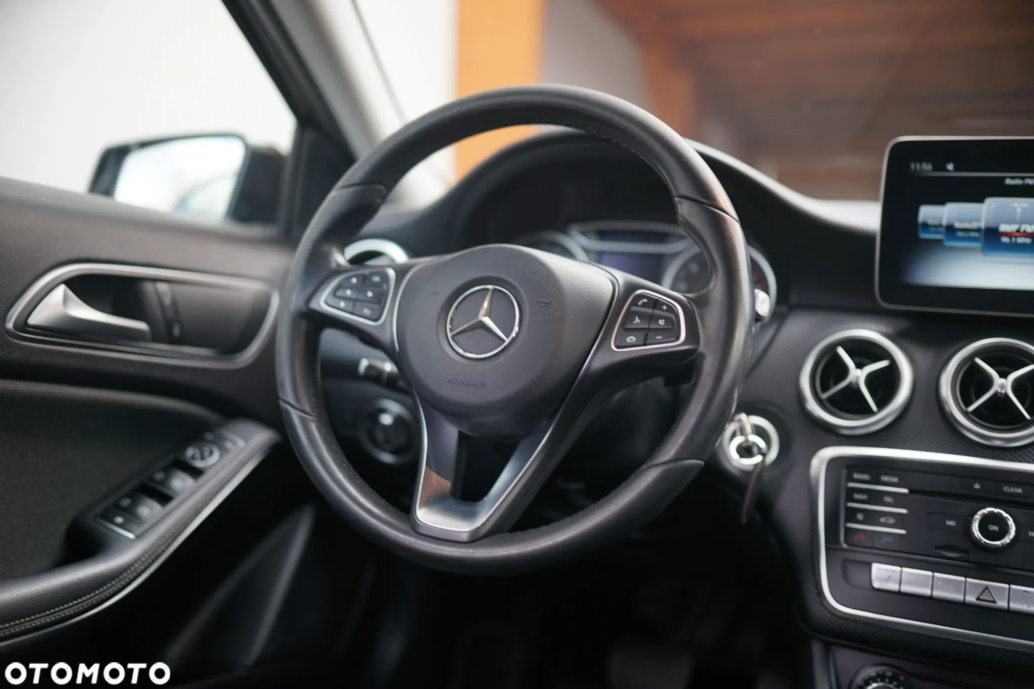 Mercedes-Benz Klasa A 180 7G-DCT Style - 29