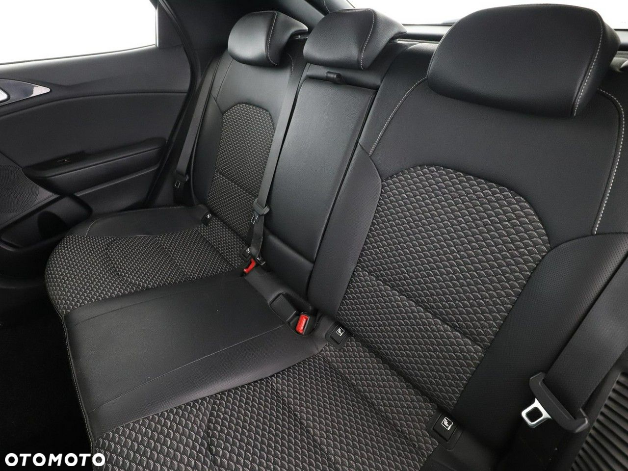 Kia XCeed 1.6 GDI DCT6 OPF Plug-in-Hybrid VISION - 17