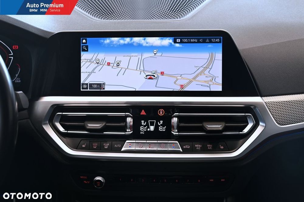 BMW Seria 3 318i - 15
