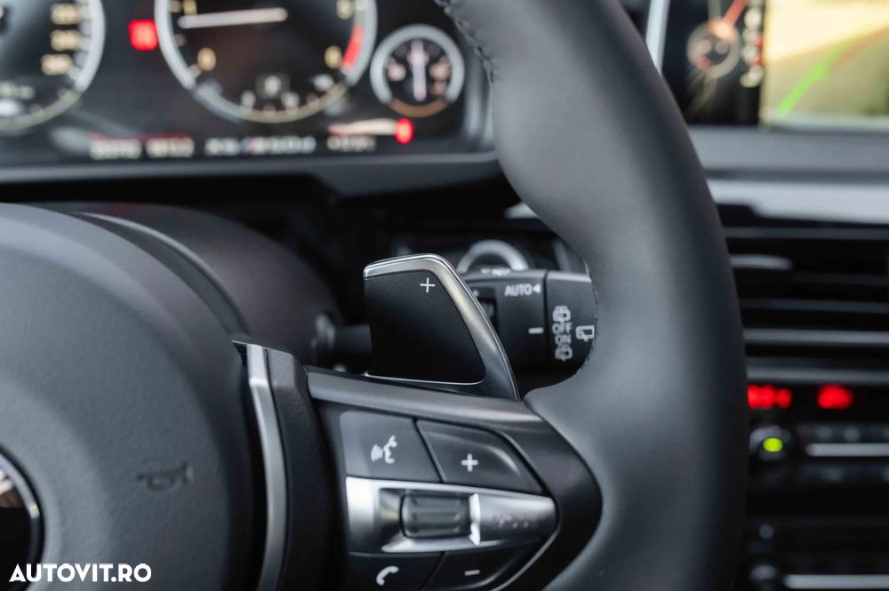 BMW X5 M M50d - 23