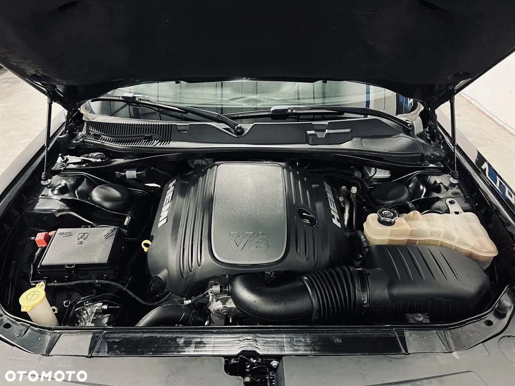 Dodge Challenger Automatik R/T Plus - 14