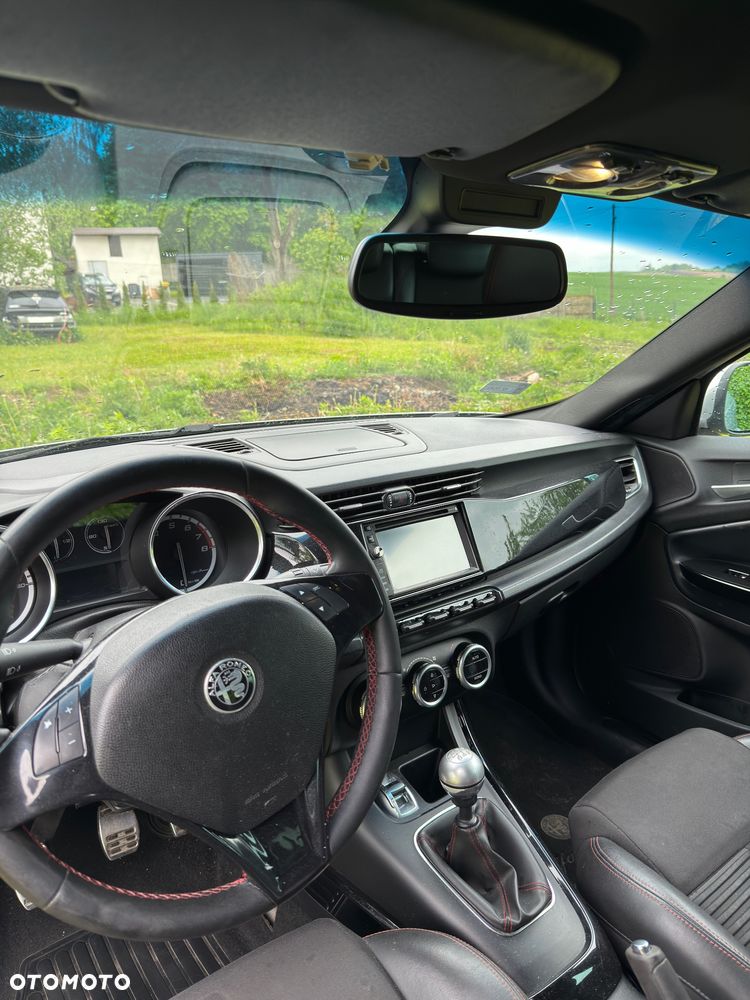 Alfa Romeo Giulietta 1.8 TBi 16V Quadrifoglio Verde - 5
