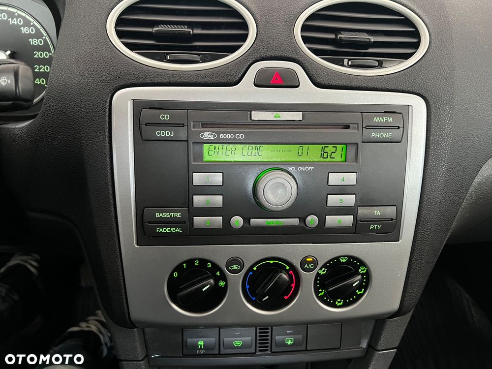 Ford Focus 1.6 TDCi DPF Ambiente - 33