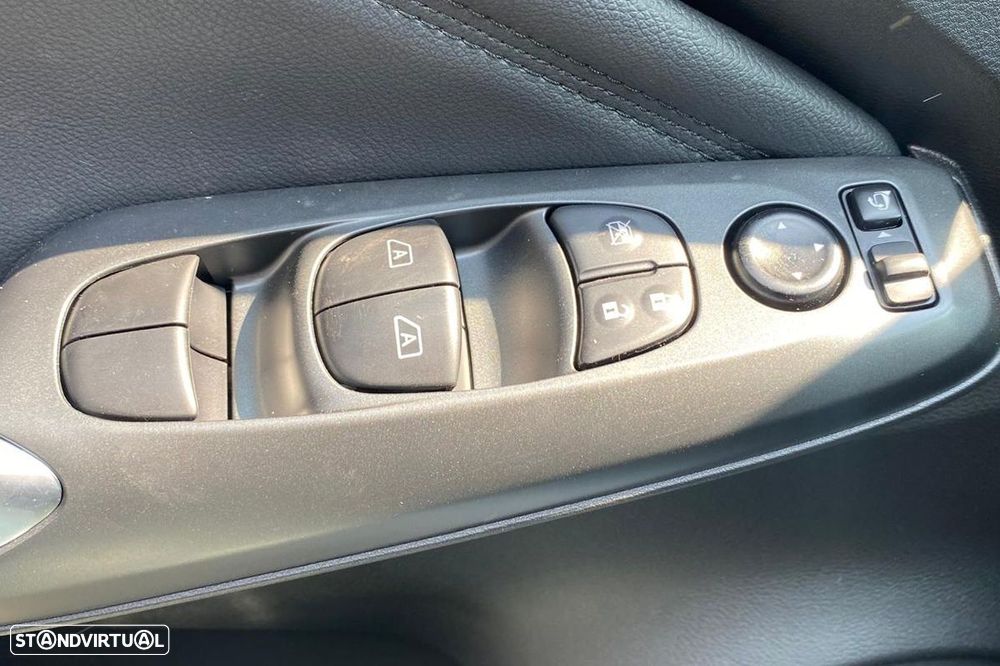 Nissan Juke 1.0 DIG-T N-Connecta - 13