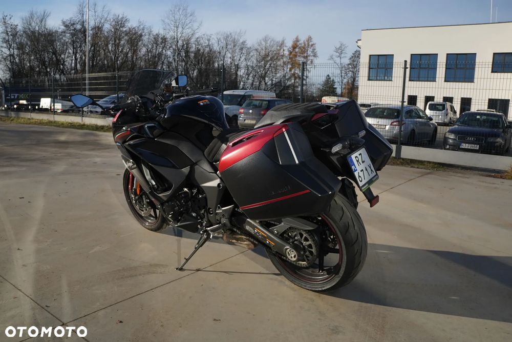 Kawasaki Ninja 1000 SX - 19