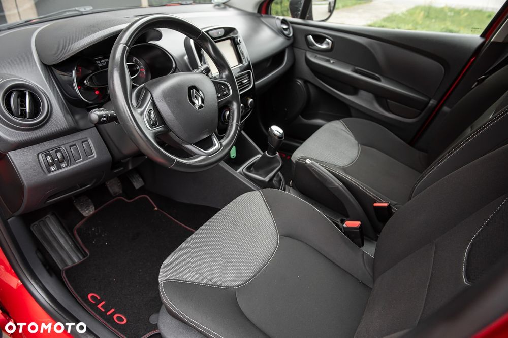 Renault Clio - 15