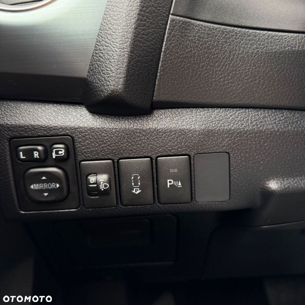 Toyota Auris - 36