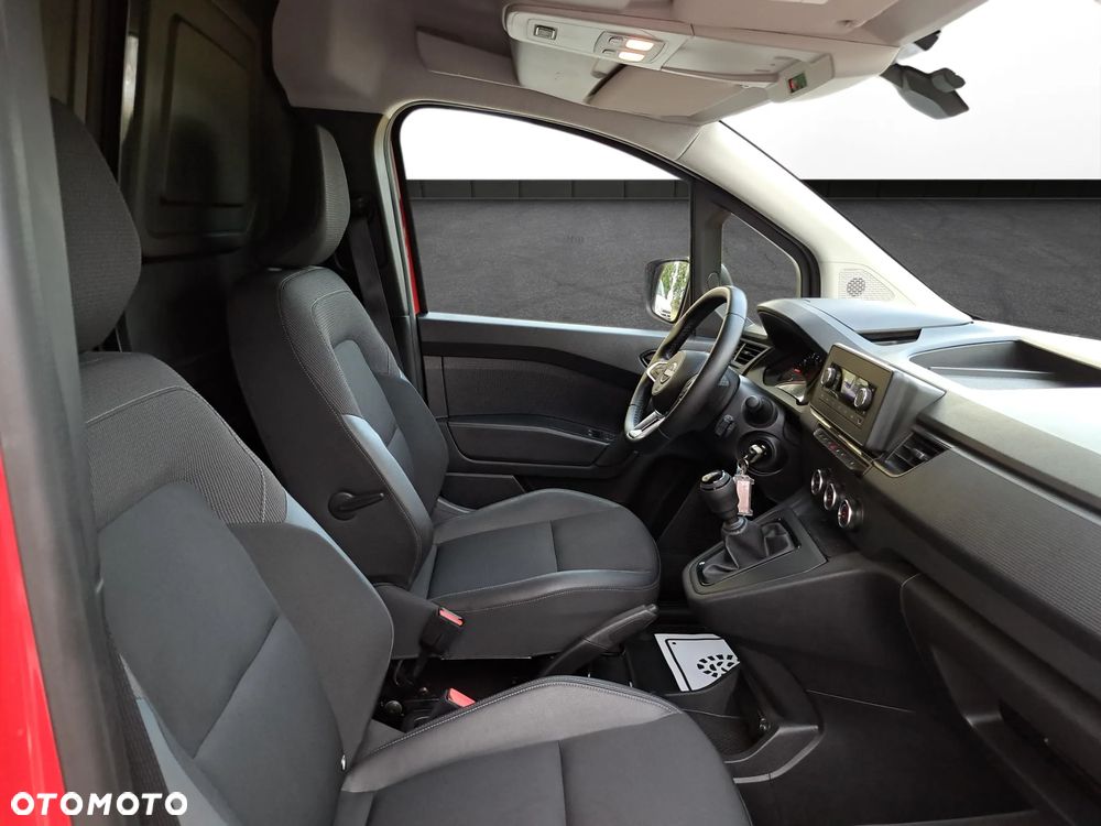 Nissan TOWNSTAR - 12