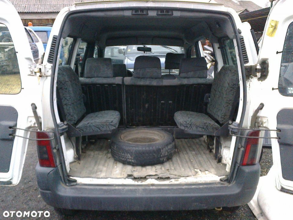 BERLINGO PARTNER I części BŁOTNIK Drzwi Maska Klapa - 13