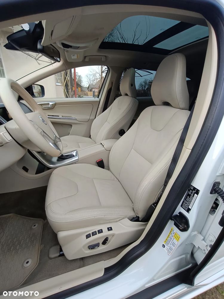 Volvo XC 60 - 8