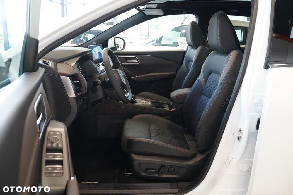 Nissan Qashqai 1.3 DIG-T mHEV N-Connecta Xtronic - 11