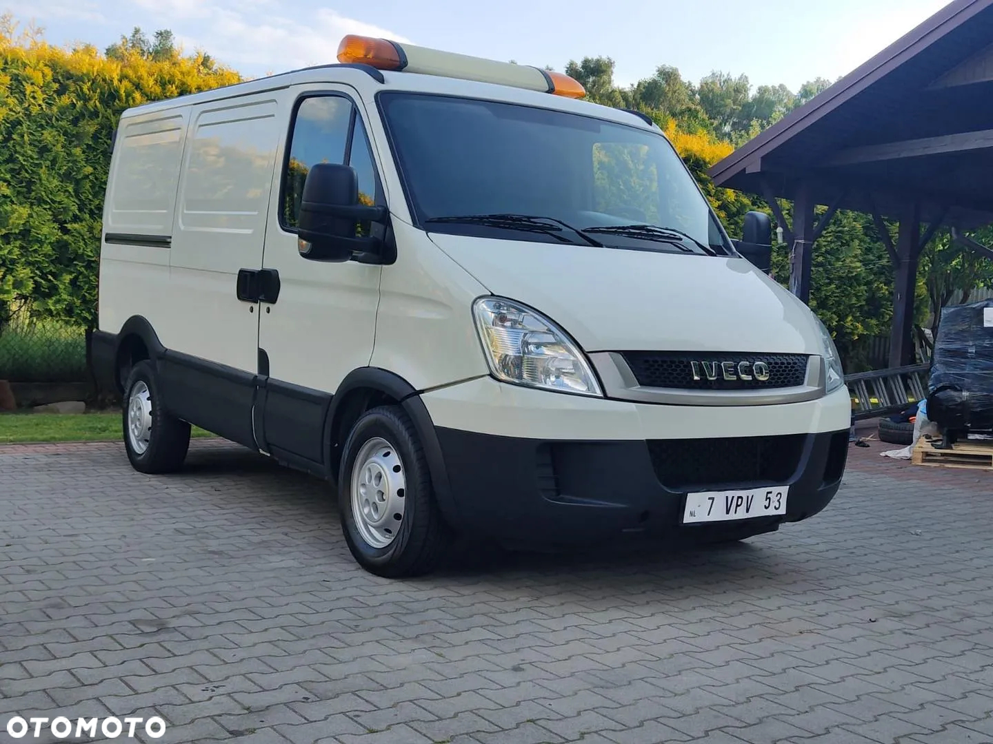 Iveco 35C13 - 11
