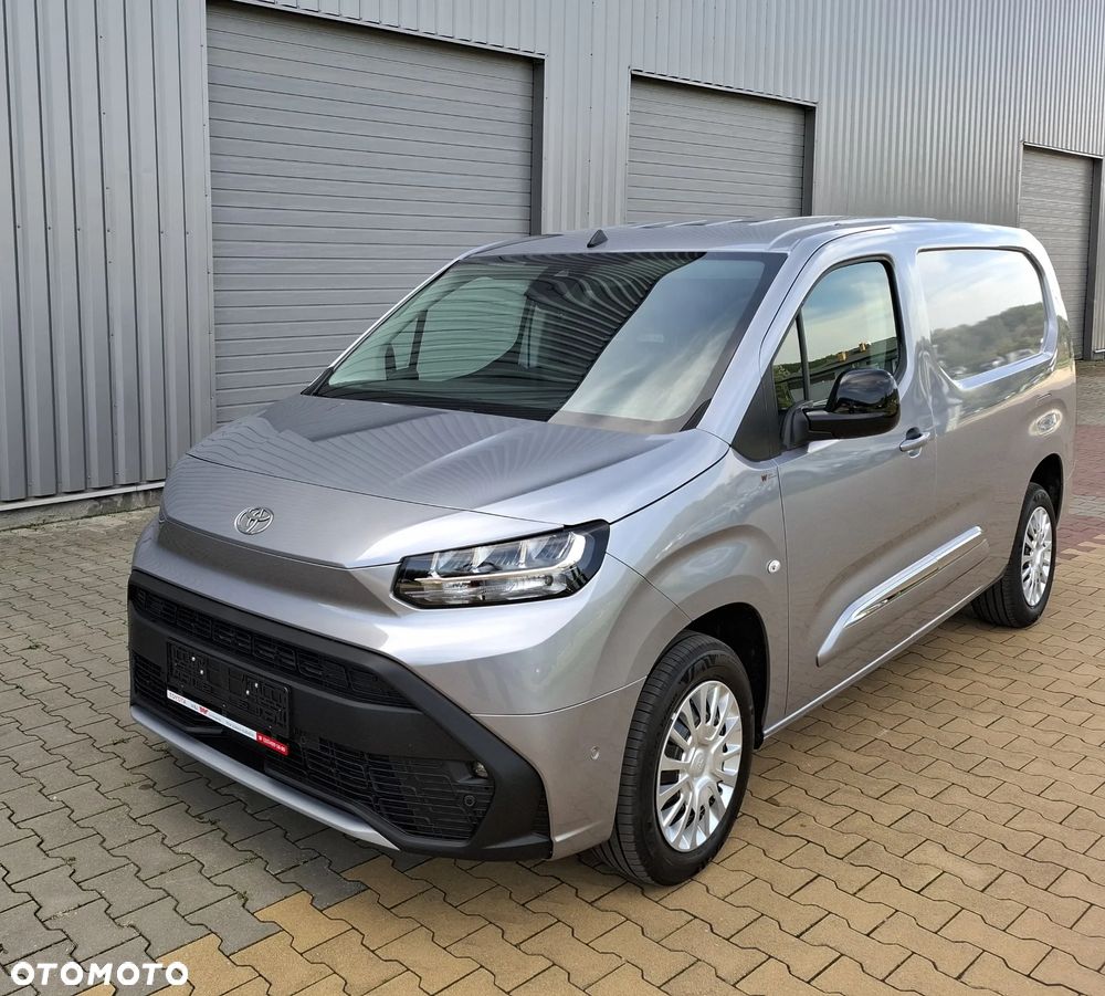 Toyota Proace City - 8