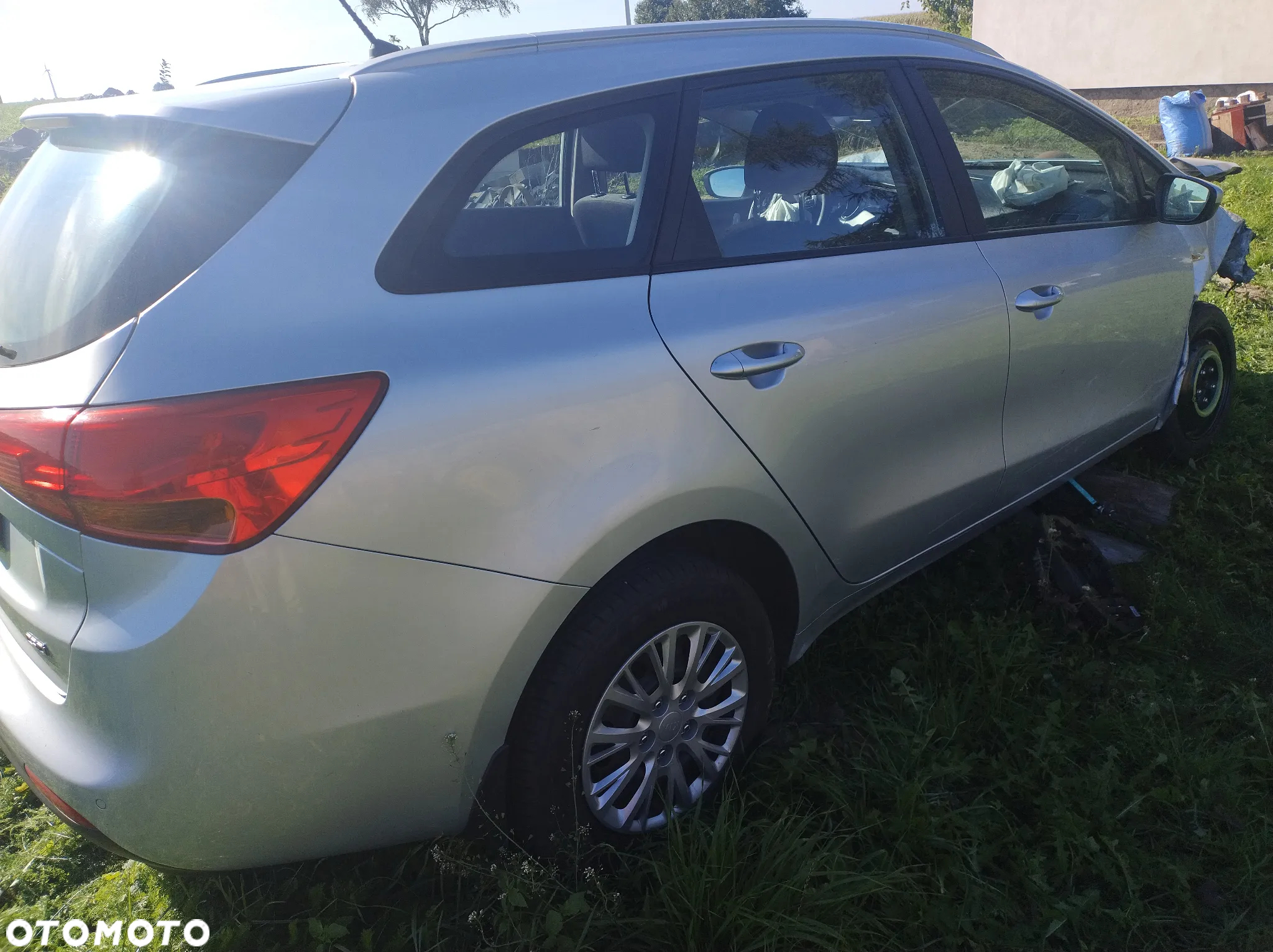 Kia Ceed Cee'd 1.4 CRDi S - 2