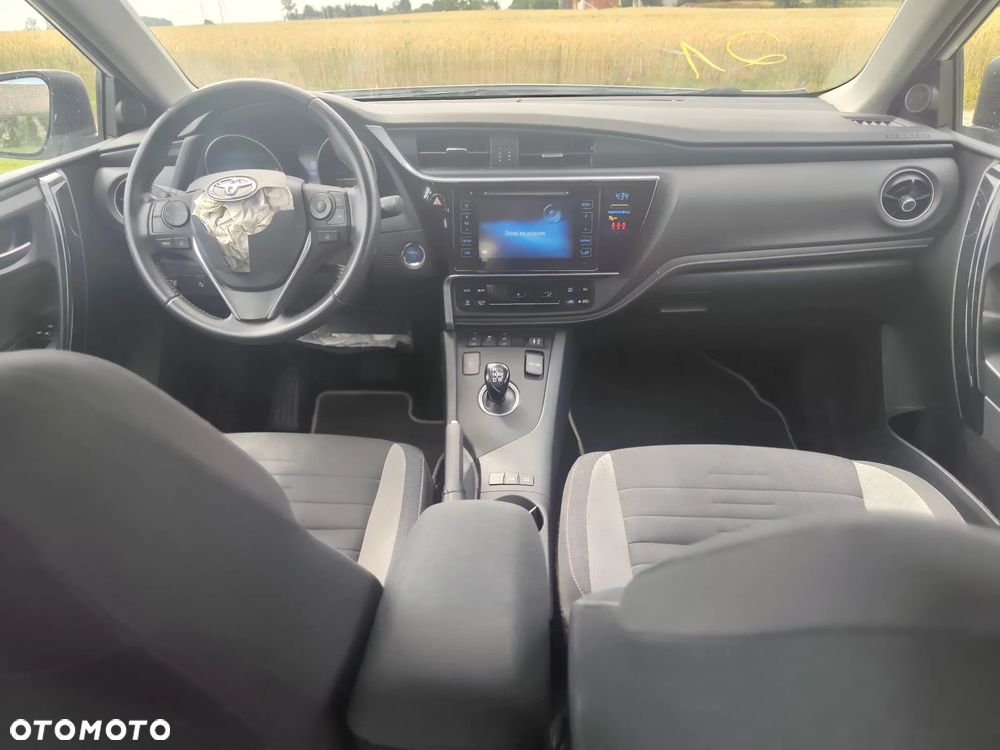 Toyota Auris - 9