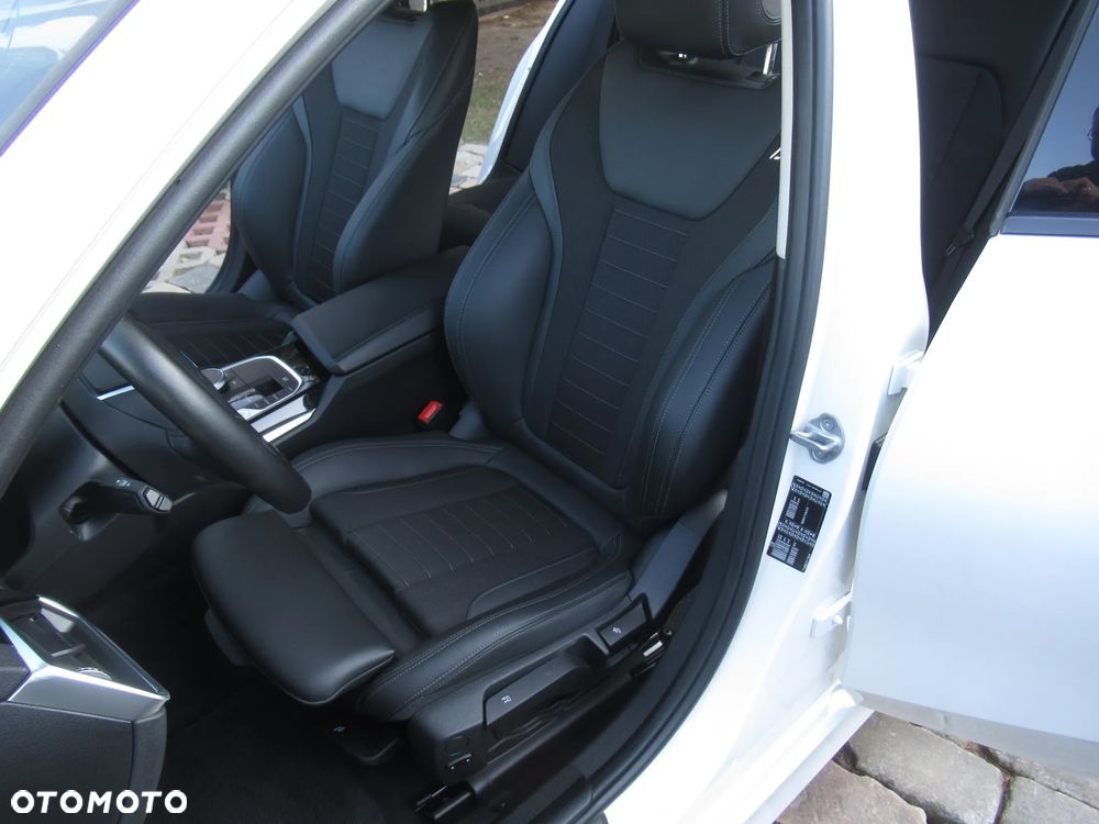 BMW Seria 3 318i Sport Line - 6