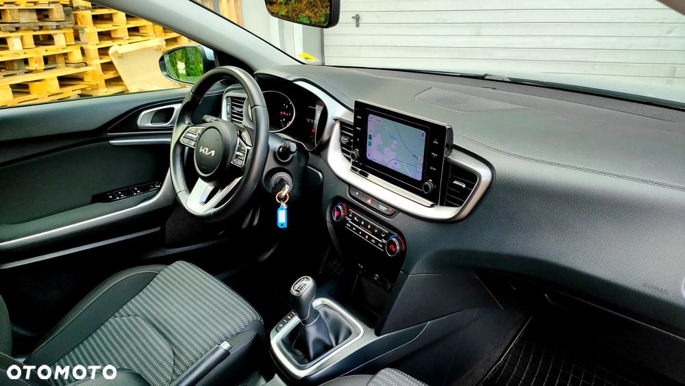 Kia Ceed 1.5 T-GDI M - 5