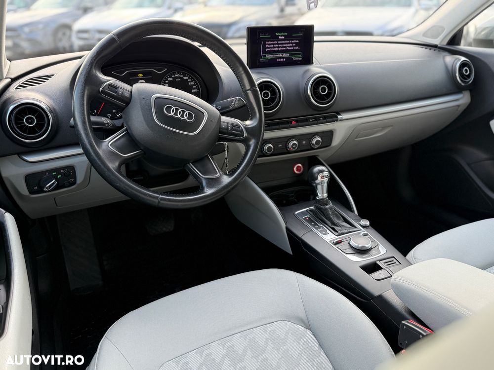 Audi A3 1.6 TDI S tronic Ambition - 5