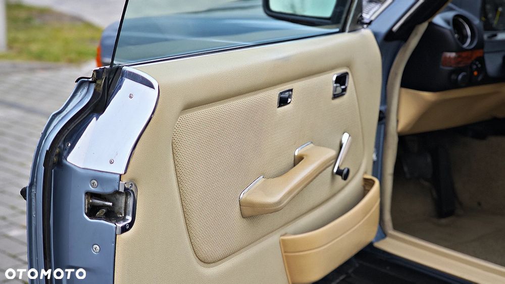 Mercedes-Benz W123 - 18