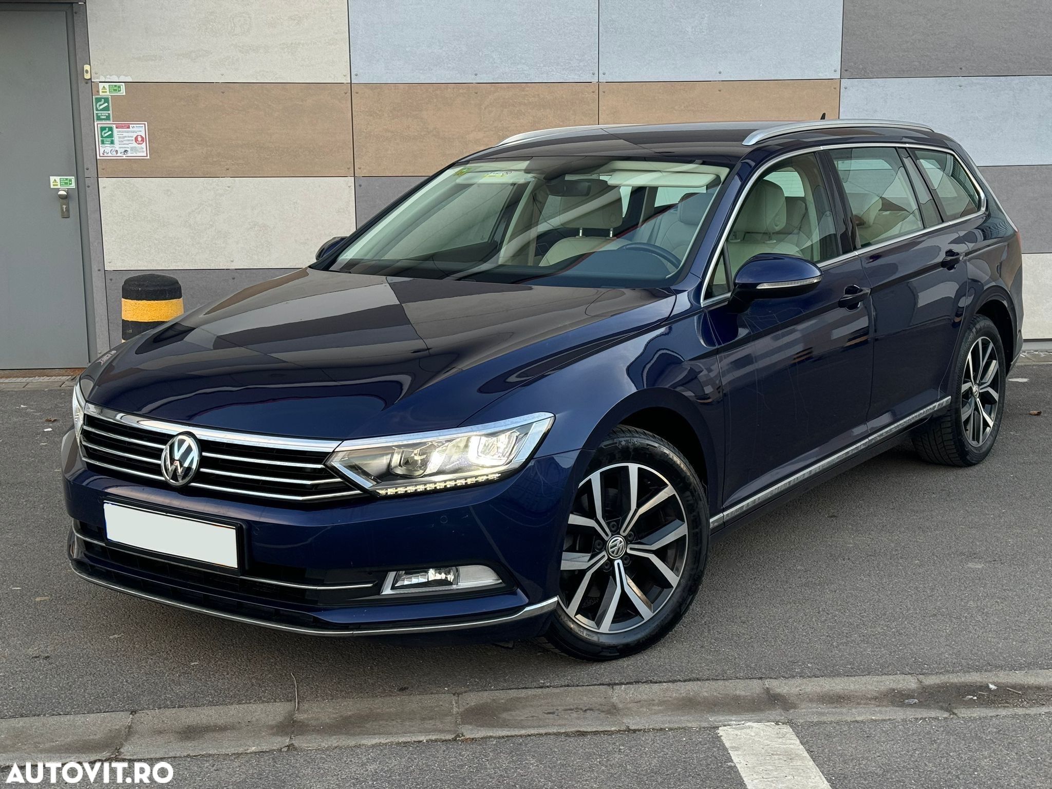 Volkswagen Passat Variant 2.0 TDI DSG Highline - 1
