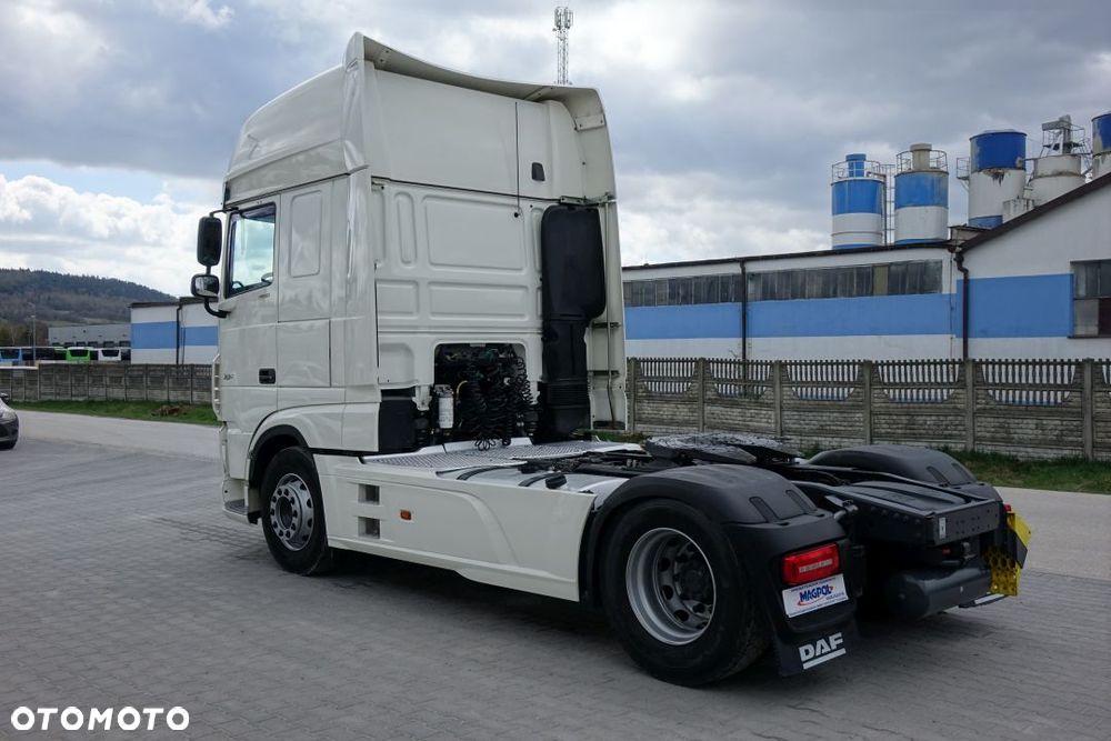 DAF XF 480 FT / SUPER SPACE CAB / STANDARD/ EURO 6 / AUTOMAT / INTARDER / KLIMATYZACJA POSTOJOWA / LODÓWKA / 2 ZBIORNIKI PALIWA - 9